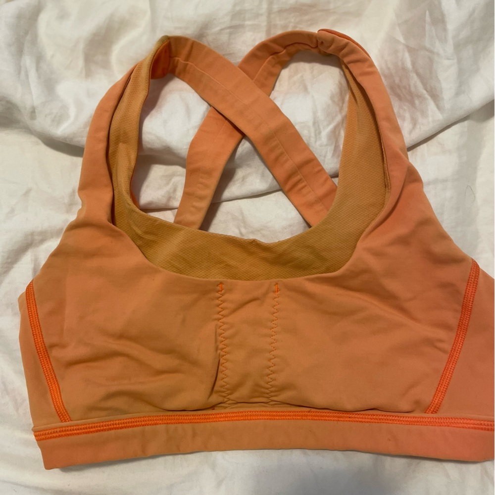 Lululemon stuff it bra